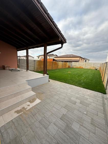 Duplex cu 4 camere cu Canalizare în Giroc