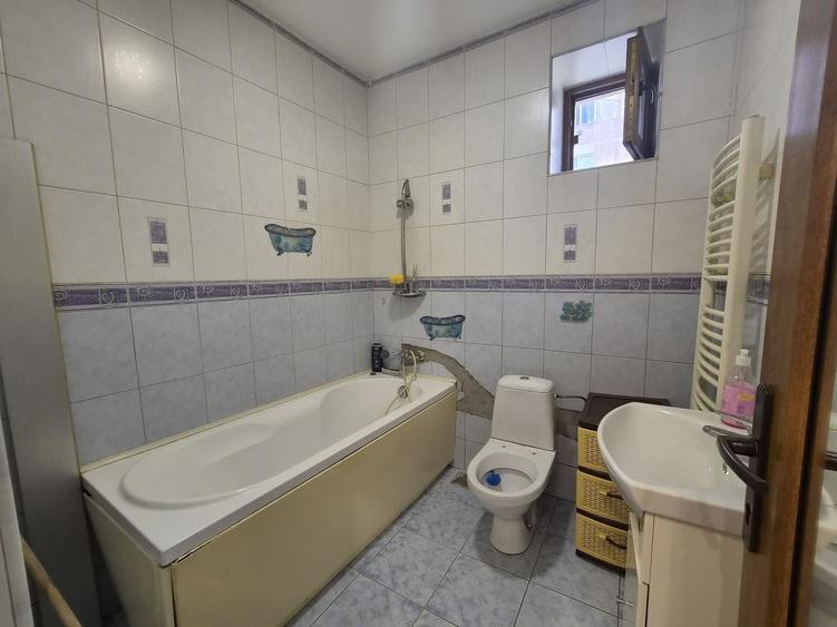 Garsonieră semidecomandată, mobilată în Gării