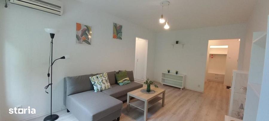 Apartament cu 2 camere semidecomandat în Vatra Luminoasă