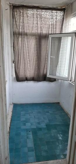Apartament cu 3 camere decomandat în Titan