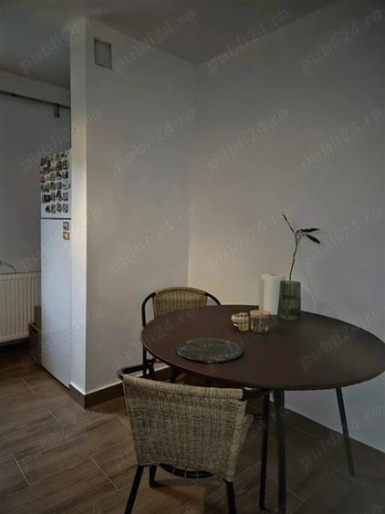 Apartament cu 3 camere decomandat, mobilat în Complex Studențesc
