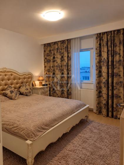 Apartament cu 4 camere semidecomandat, mobilat în Sebastian