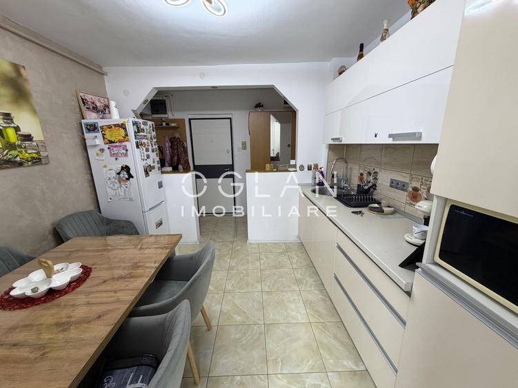 Apartament cu 2 camere decomandat, mobilat în Vasile Aaron