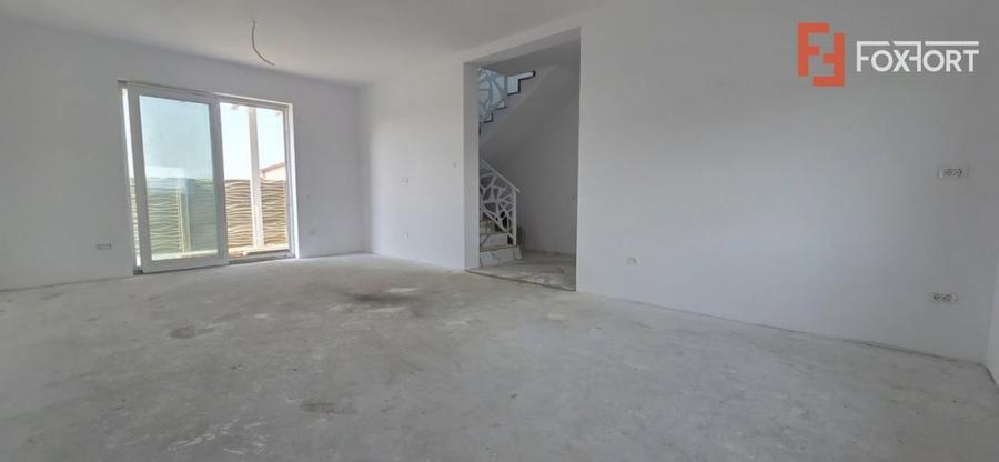 Duplex cu 3 camere cu Teren 340 Mp în Urseni