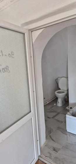 Casă cu 6 camere cu Teren 300 Mp în Văliug