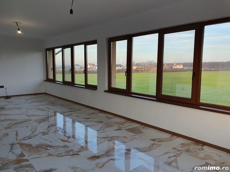 Spațiu comercial, de 450 mp, în Central