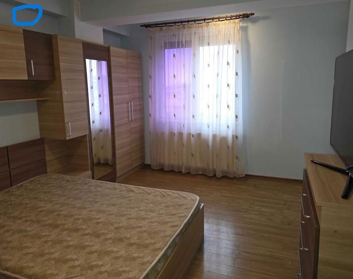 Apartament cu 2 camere decomandat în Teilor