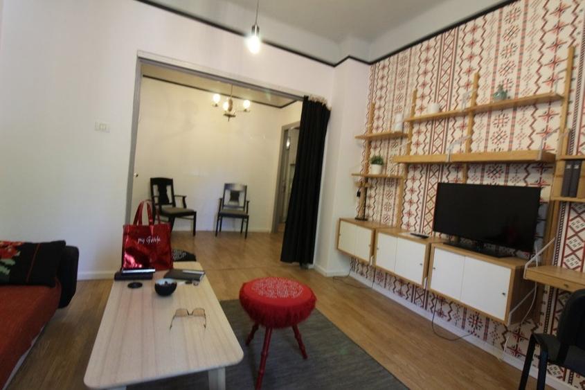 Apartament cu 3 camere decomandat, mobilat în Unirii