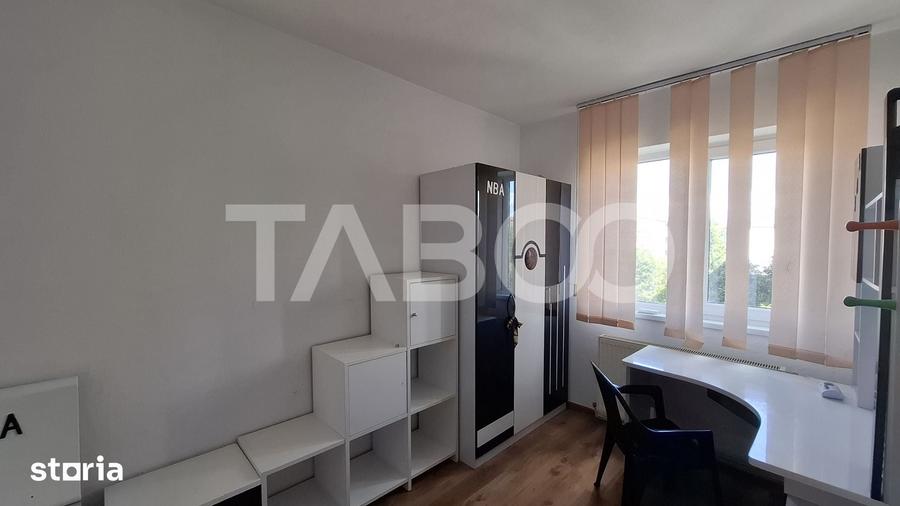 Apartament cu 2 camere semidecomandat în Mihai Viteazul