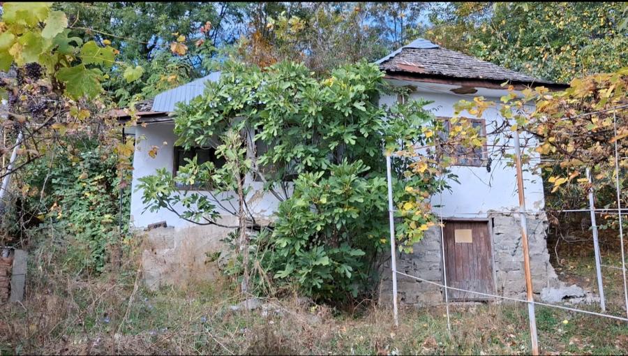 Teren Construcții intravilan de 1411 mp, în Podul Vadului
