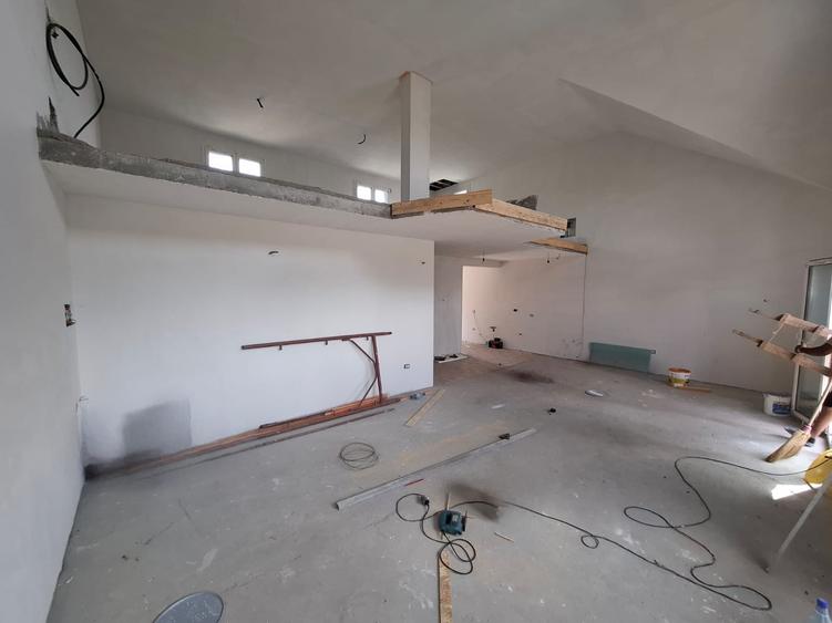 Casă cu 4 camere cu Teren 665 Mp în Boțârlău