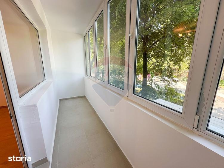 Apartament cu 3 camere, mobilat în Berceni