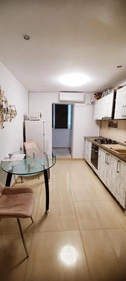 Apartament cu 2 camere decomandat în Complex Studențesc