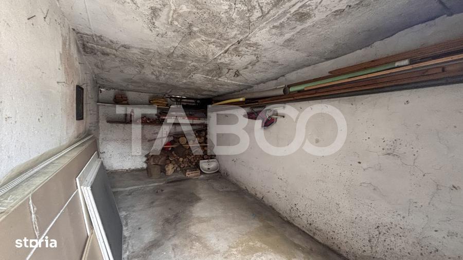 Casa individuala de vanzare 3 camere 85mpu+ garaj zona Piata Cluj - 1