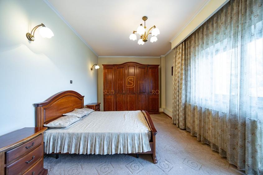 Casă individuală cu 18 camere cu Canalizare în Brâncoveanu