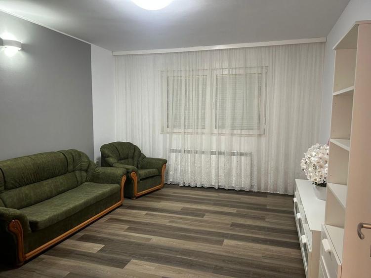 Casă cu 3 camere cu Teren 100 Mp în Bârzești