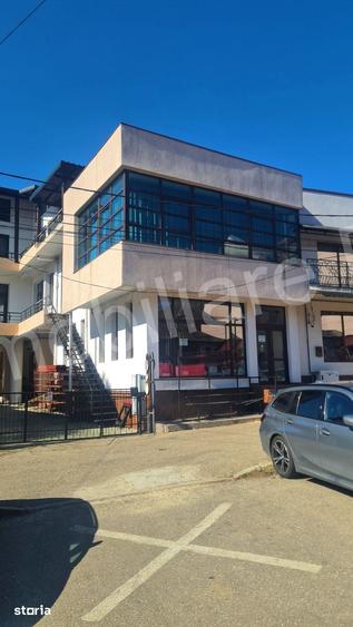 Spațiu comercial, de 120 mp, în Central