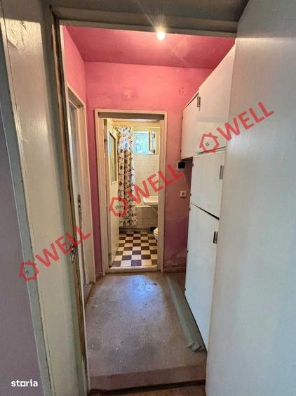 Apartament cu 3 camere semidecomandat în Nord