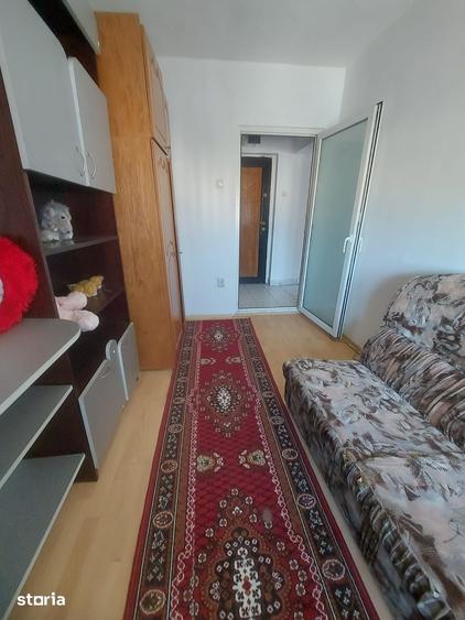 Vanzare apartament 3 camere, zona micro 4 - Targoviste - 7