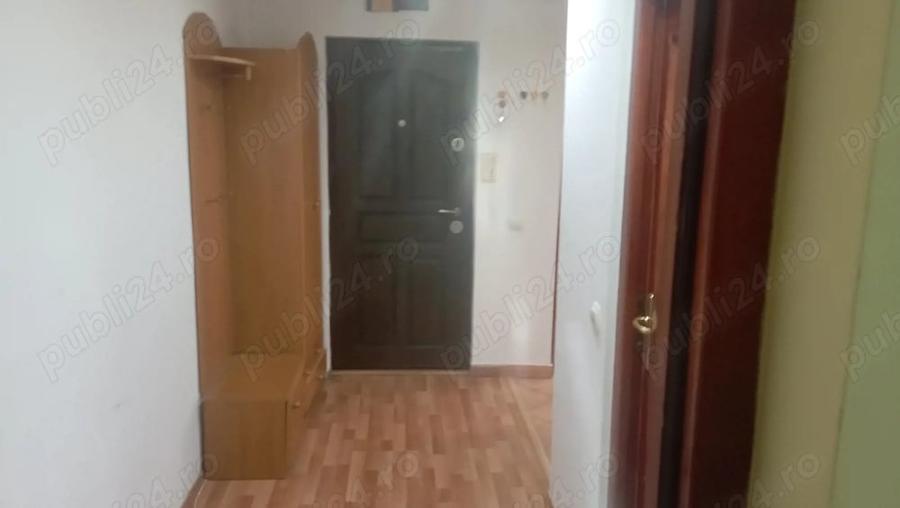 Apartament cu 2 camere decomandat în Precista