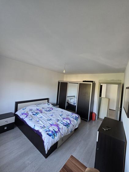 Casă cu 4 camere în Urleta