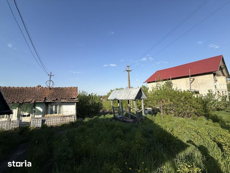 Casă cu 3 camere cu Teren 3200 Mp în Brusturi