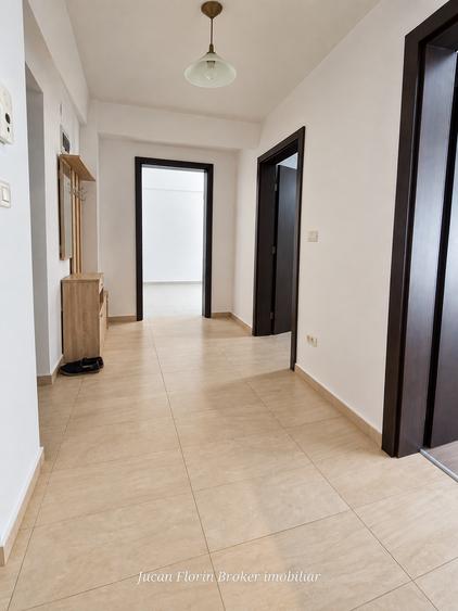 Apartament cu 2 camere decomandat în Cug
