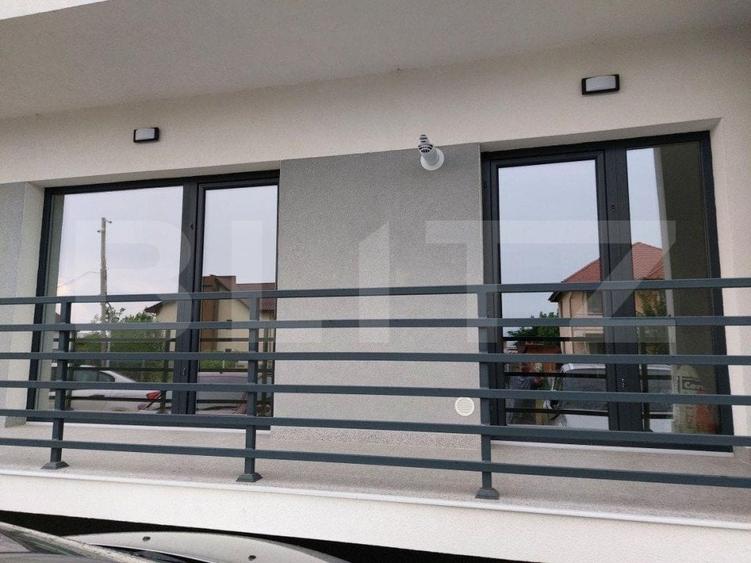 Apartament cu 3 camere decomandat în Plaiul Vulcanești