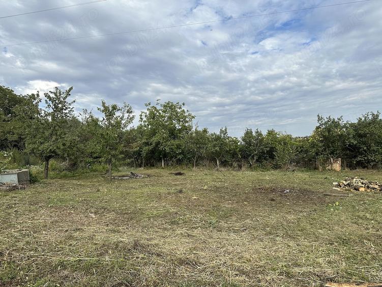 Teren de 2800 mp, în Central