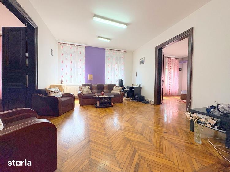 Apartament cu 4 camere, mobilat în Elisabetin