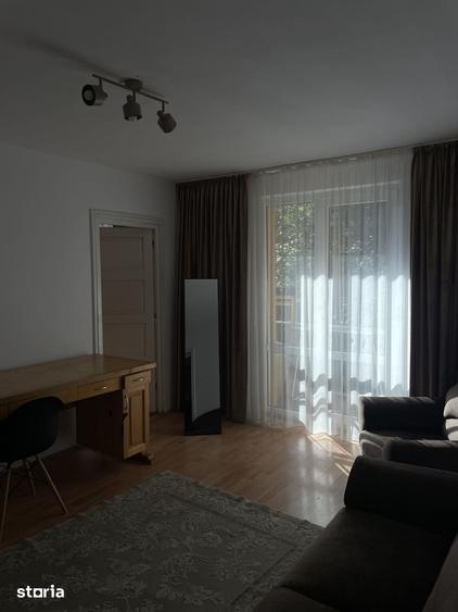 Apartament cu 2 camere în 22 Decembrie 1989