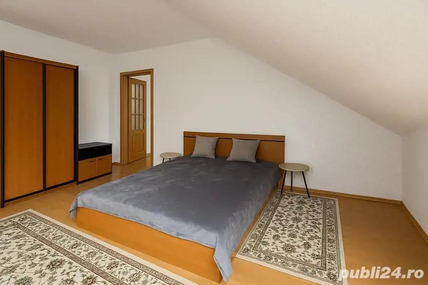 Casă cu 5 camere cu Teren 3 Mp în Central