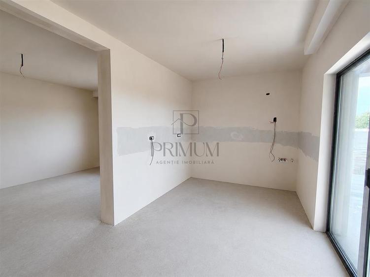 Duplex cu 3 camere cu Canalizare în Moșnița Nouă