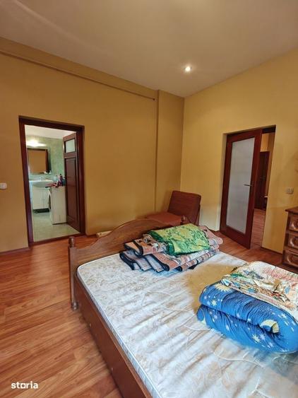 Casă cu 4 camere în Teilor