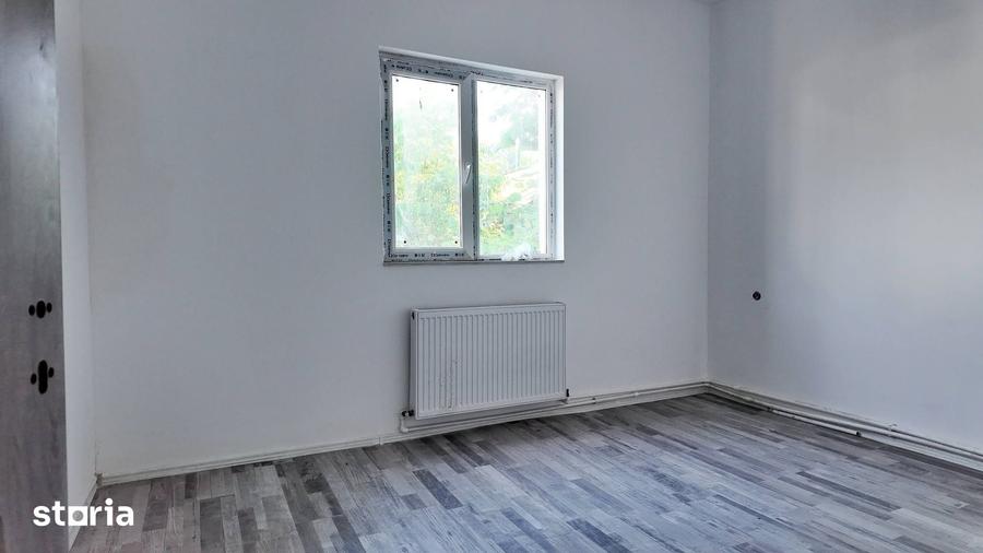 Casă cu 3 camere cu Teren 200 Mp în Central