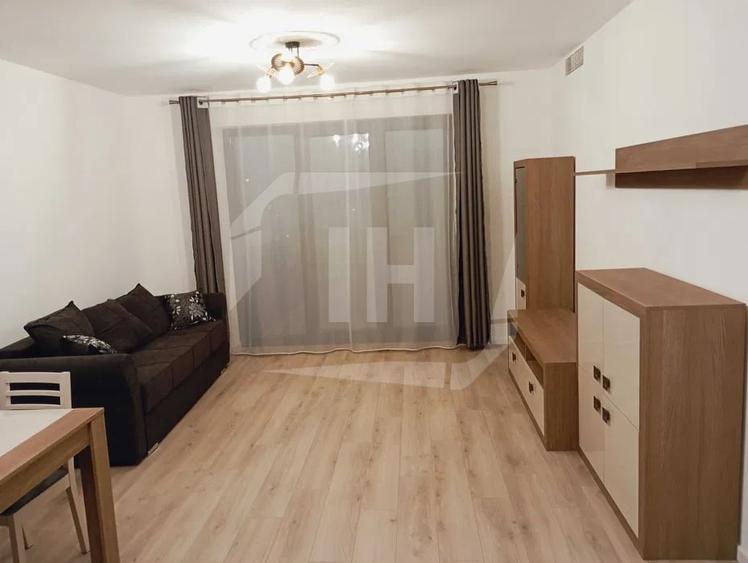 Apartament cu 2 camere semidecomandat, mobilat în Semicentral