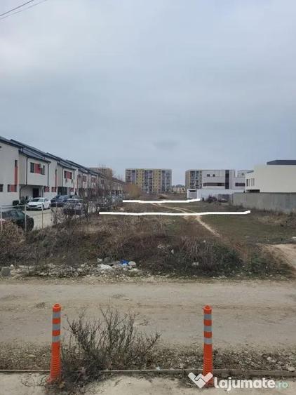 Teren de 833 mp, în Militari