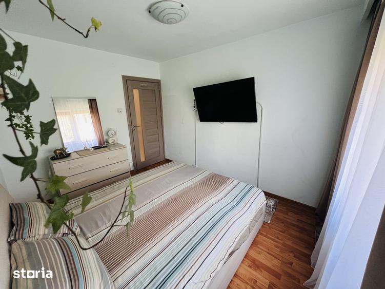 Apartament cu 4 camere, mobilat în Moșilor