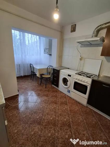 Inchiriez apartament 2 camere - 1