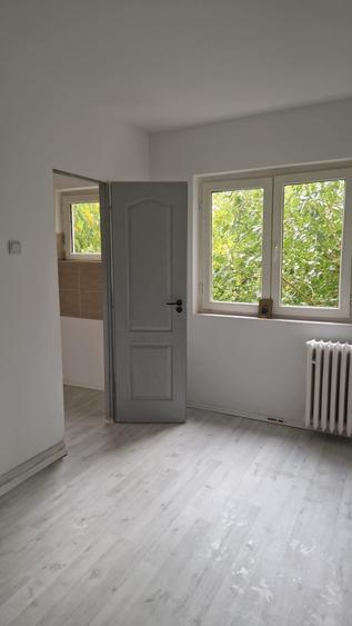 Garsonieră semidecomandată în Rahova