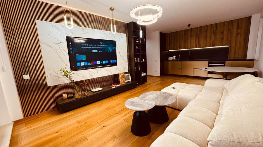 Apartament cu 2 camere decomandat în Astra