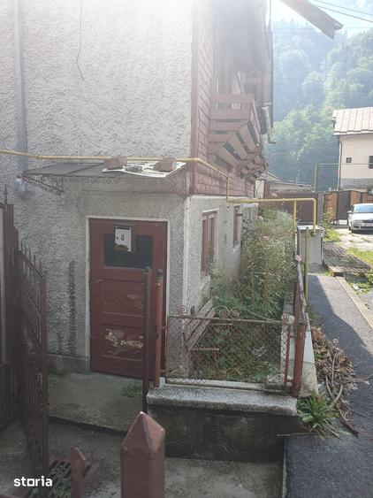 Casă cu Teren 327 Mp în Central