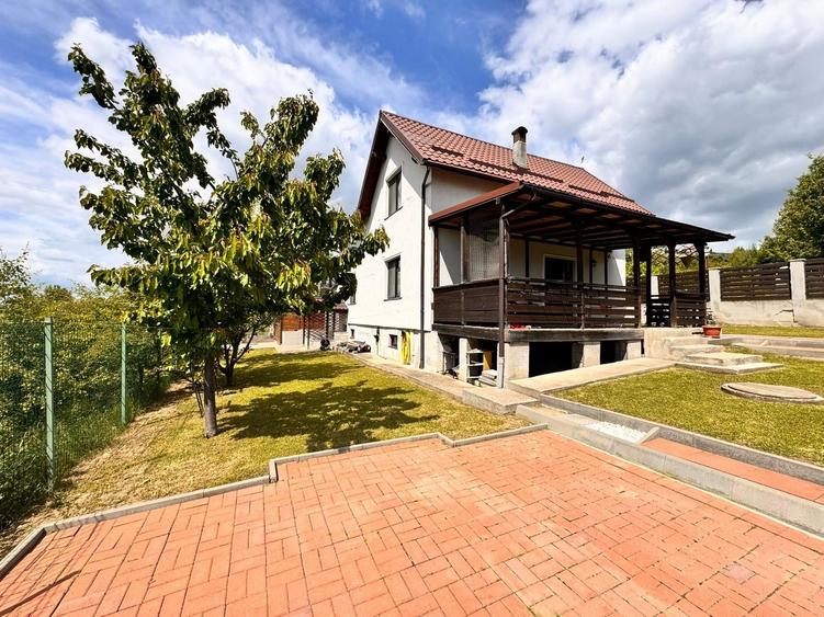 Casă individuală mobilată | 165 mp utili | Teren 500 mp | Drum privat | Zonă ver - 10