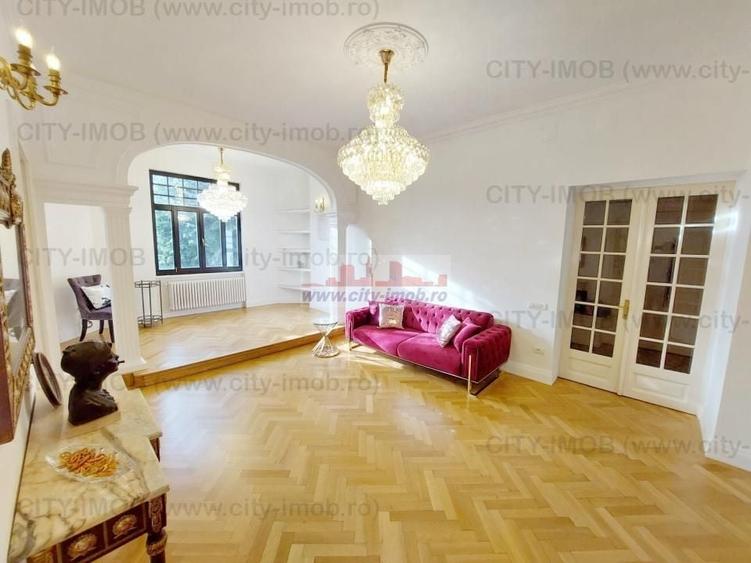 Apartament cu 4 camere circular în Armeneasca