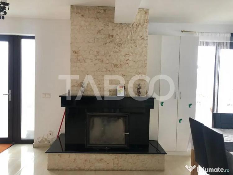 Casă cu 7 camere cu Teren 500 Mp în Central