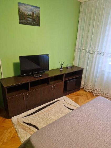 Unirii - Inchiriere apartament 2 camere - etaj I - bloc izolat - 8