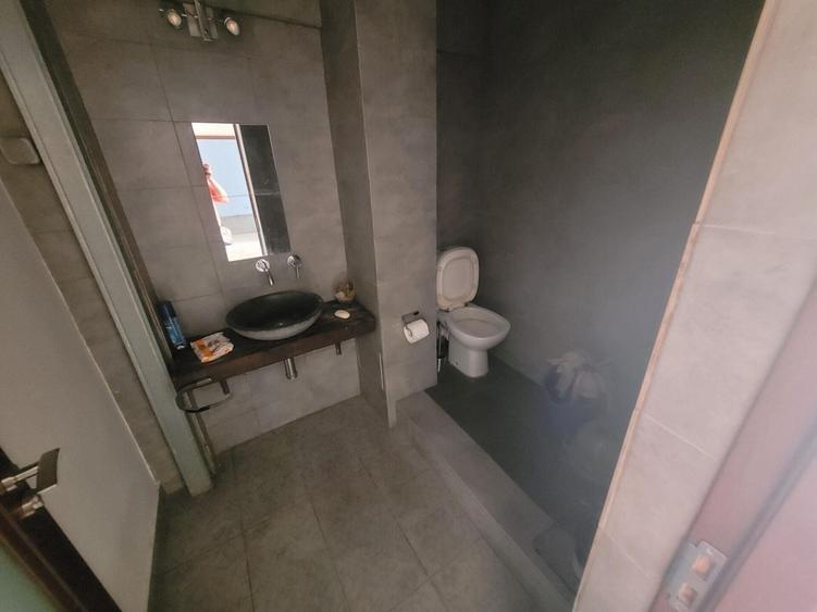 Apartament cu 3 camere decomandat în Titulescu