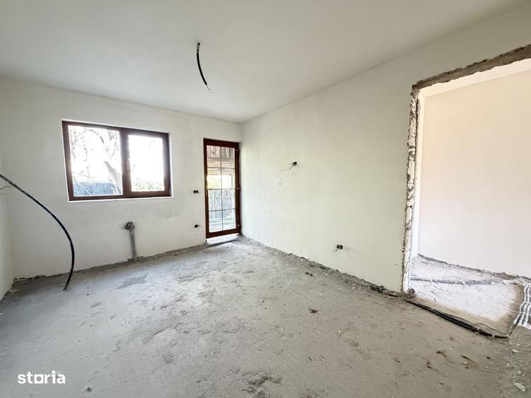 Casă cu 4 camere în Ultracentral