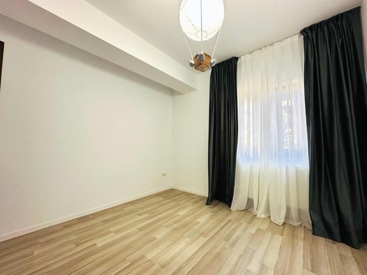 Casă individuală cu 5 camere cu Teren 513 Mp în Tunari