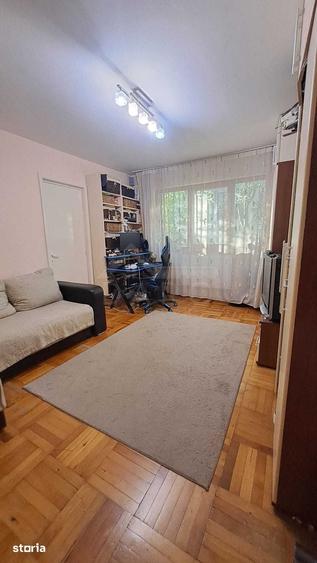 Apartament cu 2 camere semidecomandat în Dâmbu Pietros